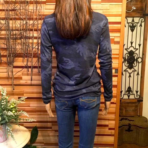 LUREX SHIMMER EDGES & BLUE CAMOUFLAGE TOP - Picture 7 of 8